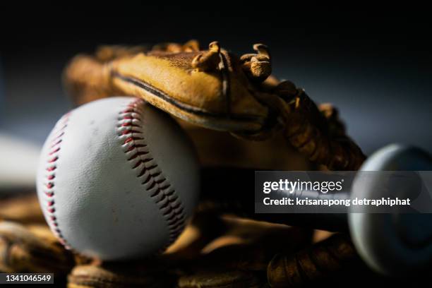 baseball,baseball bat,baseball glove - baseball game stock pictures, royalty-free photos & images