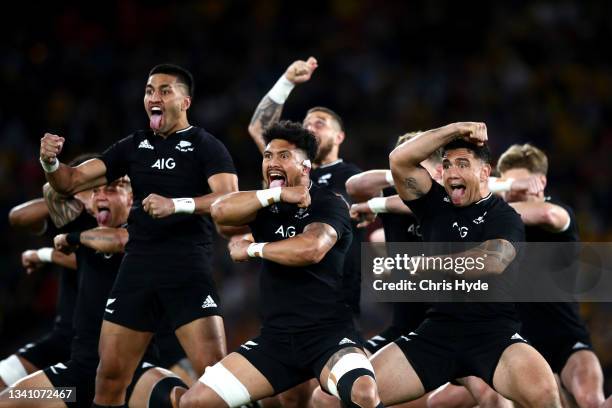 Ardie Savea and the All Blacks perform the haka ahead of The Rugby Championship match between the Argentina Pumas and the New Zealand All Blacks at...