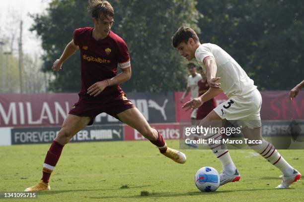 AC Milan U19 v AS Roma U19 - Primavera 1, ニュース写真