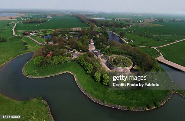 fort honswijk, nieuwe hollandse waterlinie - fort stock pictures, royalty-free photos & images