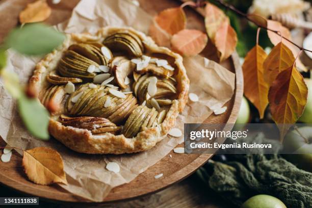 autumn homemade baked goods - galette fotografías e imágenes de stock