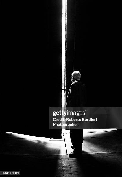 light coming from door - roberto bordieri stock pictures, royalty-free photos & images