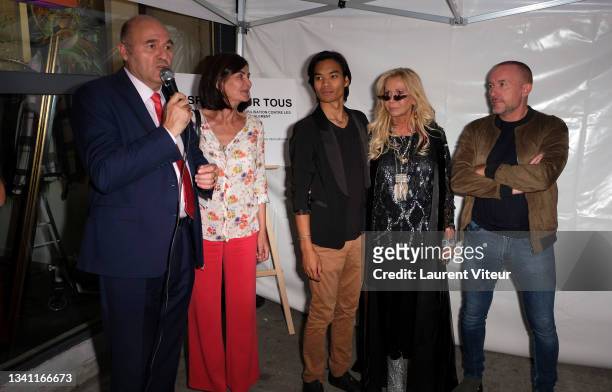 Jean Eric Duluc, Marie-Pascale Rémy, Jeremy Bellet, Fiona Gelin and Pascal Soetens attend "Respect pour Tous" Gala on September 18, 2021 in...