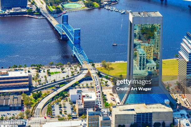 jacksonville florida aerial skyline - jacksonville stock pictures, royalty-free photos & images
