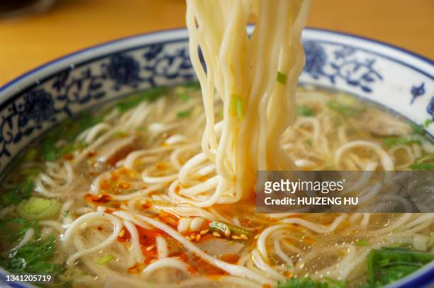 lanzhou ramen - chinese soup bildbanksfoton och bilder