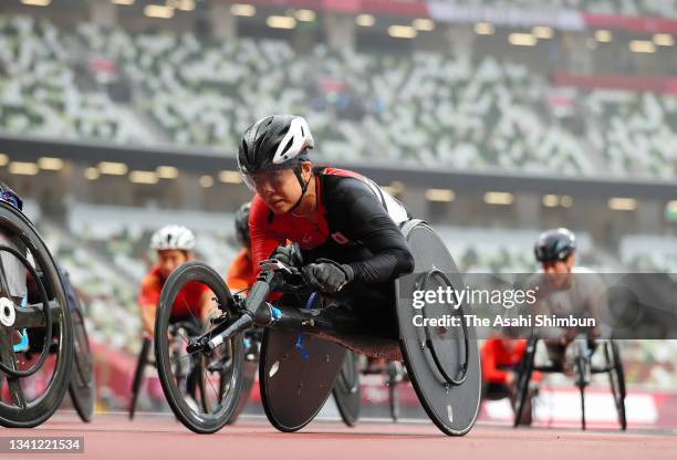 Wakako Tsuchida of Team Japan competes in the Athletics Women's Marathon - T54 on day 12 of the Tokyo 2020 Paralympic Games at Olympic Stadium on...