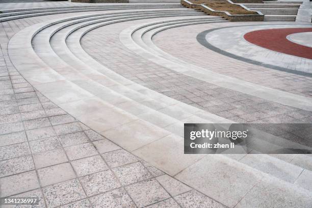 round steps in the public park - circular brick pattern stock pictures, royalty-free photos & images