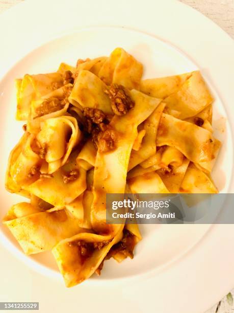pappardelle al ragù - pappardelle foto e immagini stock