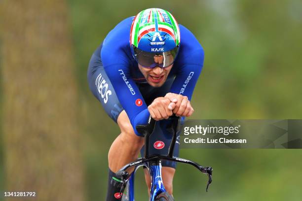 Filippo Ganna of Italy sprints during the 94th UCI Road World Championships 2021 - Men Elite ITT a 43,3km Individual Time Trial race from...
