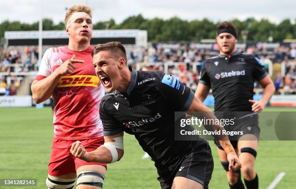 Louis Schreuder of Newcastle Falcons celebrates after scoring a try during the Gallagher Premiership Rugby match between Newcastle Falcons and...