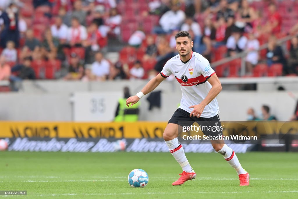 VfB Stuttgart v Bayer 04 Leverkusen - Bundesliga