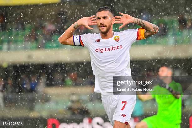 Lorenzo Pellegrini celebrates after scored a goal of 0-1 during the Serie A match between Hellas and AS Roma at Stadio Marcantonio Bentegodi on...