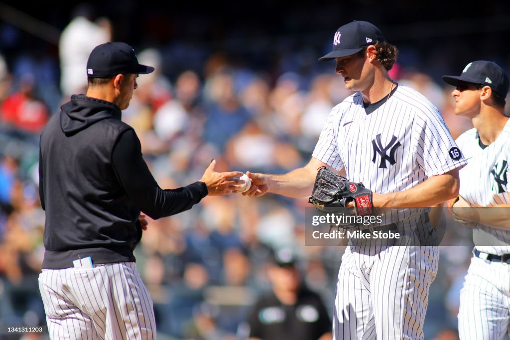 Cleveland Indians v New York Yankees