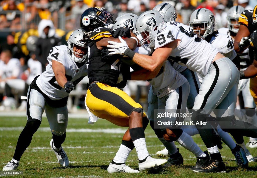 Las Vegas Raiders v Pittsburgh Steelers