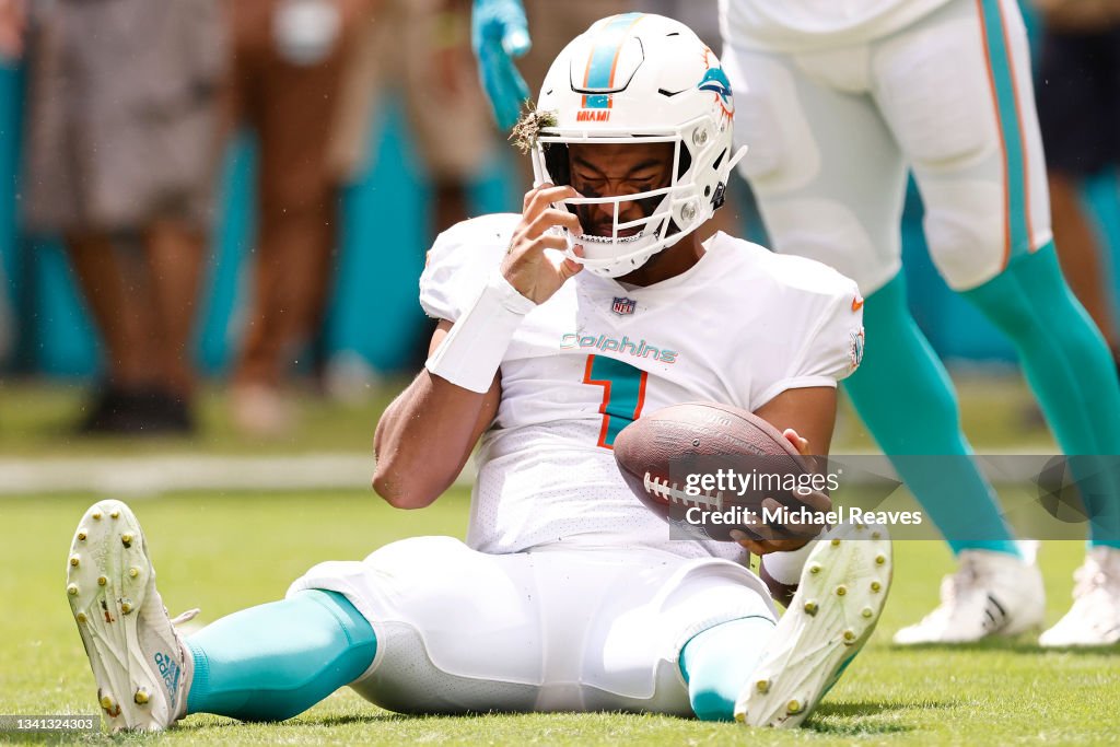 Buffalo Bills v Miami Dolphins