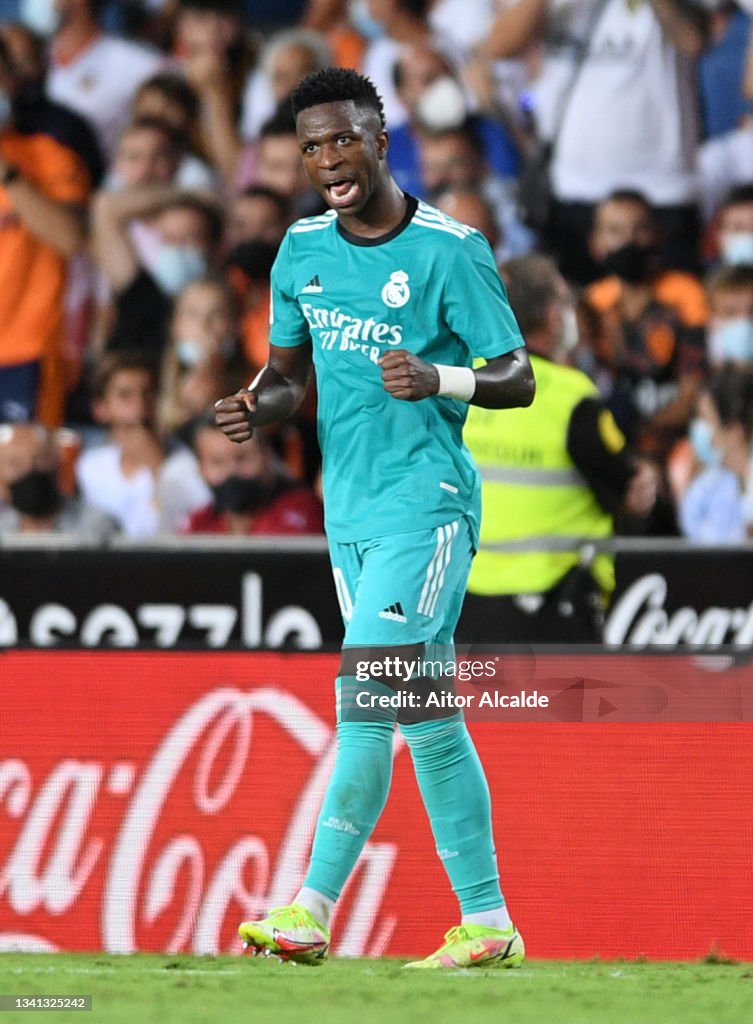 Valencia CF v Real Madrid CF - La Liga Santander