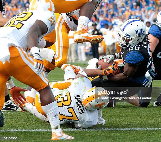 CoShik Williams of Kentucky goes in for a touchdown in a victory over Tennessee on Saturday, November 16 in Lexington, Kentucky.