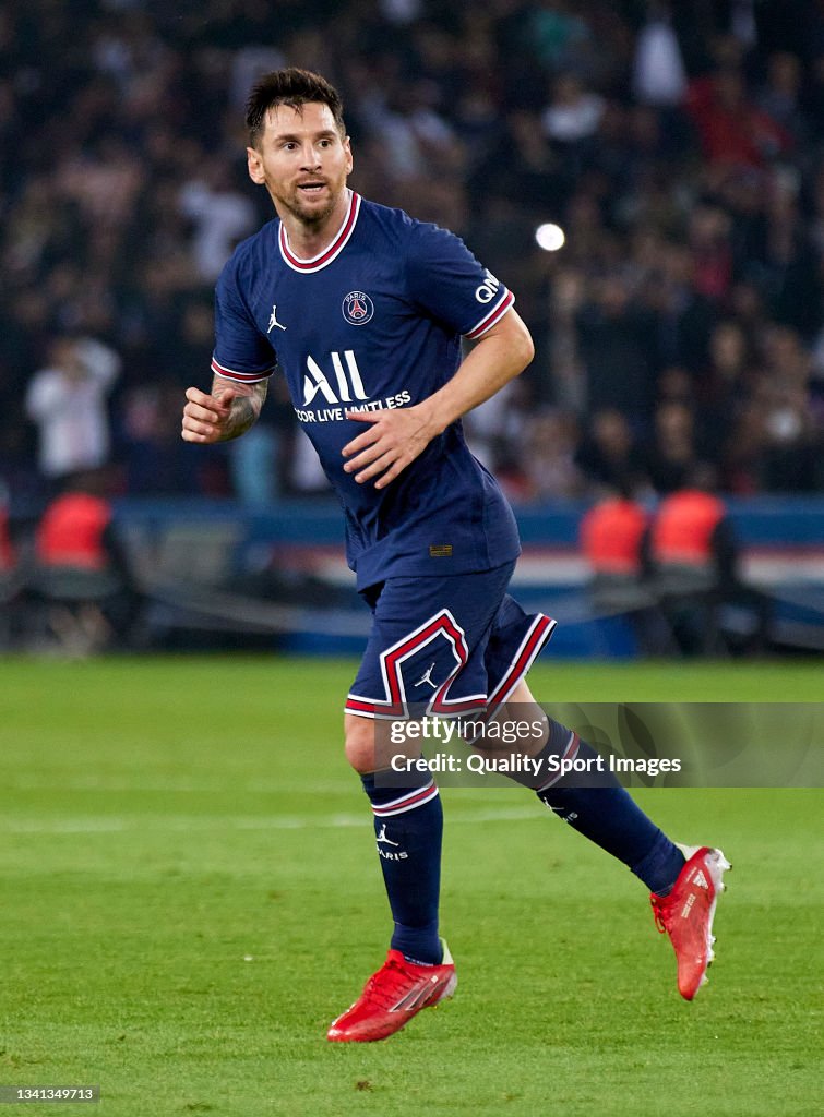 Paris Saint Germain v Olympique Lyonnais - Ligue 1 Uber Eats