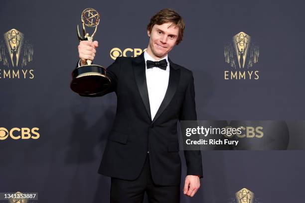 Evan Peters, winner of the Outstanding Supporting Actor In A Limited Or Anthology Series Or Movie award for ‘Mare Of Easttown,’ poses in the press...