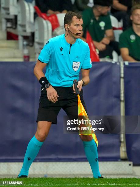 Assitent referee Hessel Steegstra during the UEFA Champions League match between LOSC Lille and Vfl Wolfsburg at Stade Pierre-Mauroy on September 14,...