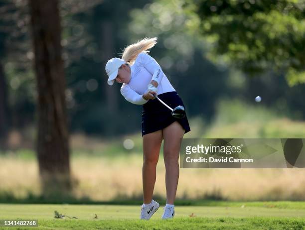 Cloe Frankish of England plays her tee shot on the 18th hole during the Rose Ladies Series at North Hants Golf Club on September 20, 2021 in Fleet,...