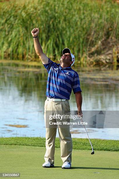 Hennie Otto of South Africa celebrates winning the South African Open Championship at Serengeti Golf Club on November 27, 2011 in Johannesburg, South...