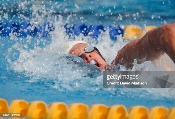 Kieren Perkins of Australia competes in the Men's 400 meters freestyle swimming event of the 1992 Summer Olympics held on July 29, 1992 at the Bernat...