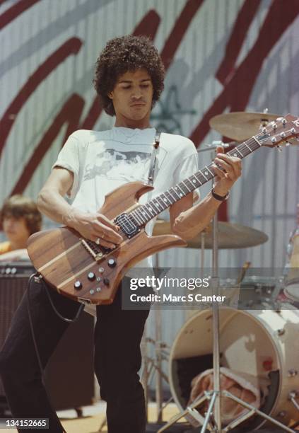 Guitarist Slash plays with his first band 'Tidus Sloan' during lunchtime at Fairfax High School on June 4, 1982 in Los Angeles, California.