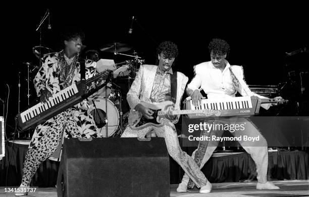 Singers and musicians Jeffrey Cooper, Melvin Gentry and Reggie Calloway of Midnight Star performs at the Holiday Star Theatre in Merrillville,...