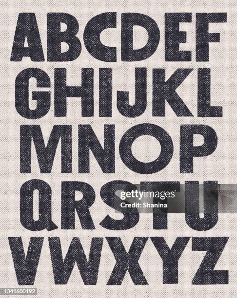 ilustrações de stock, clip art, desenhos animados e ícones de bold vintage distressed halftone alphabet - v2 - fonte negrito