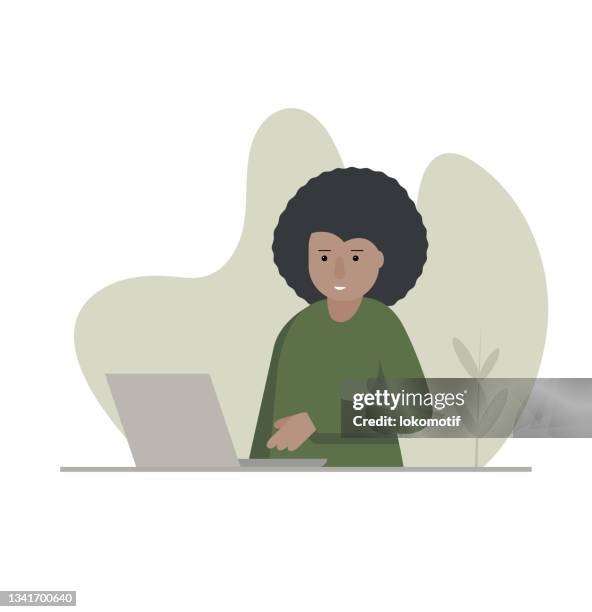 junge frau, die an laptop arbeitet flache illustration - sommersprosse stock-grafiken, -clipart, -cartoons und -symbole