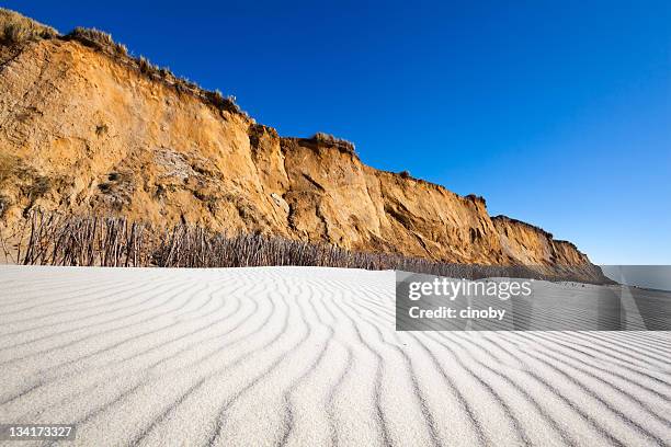 rojo cliff (rotes kliff/isla de sylt - isla de sylt fotografías e imágenes de stock