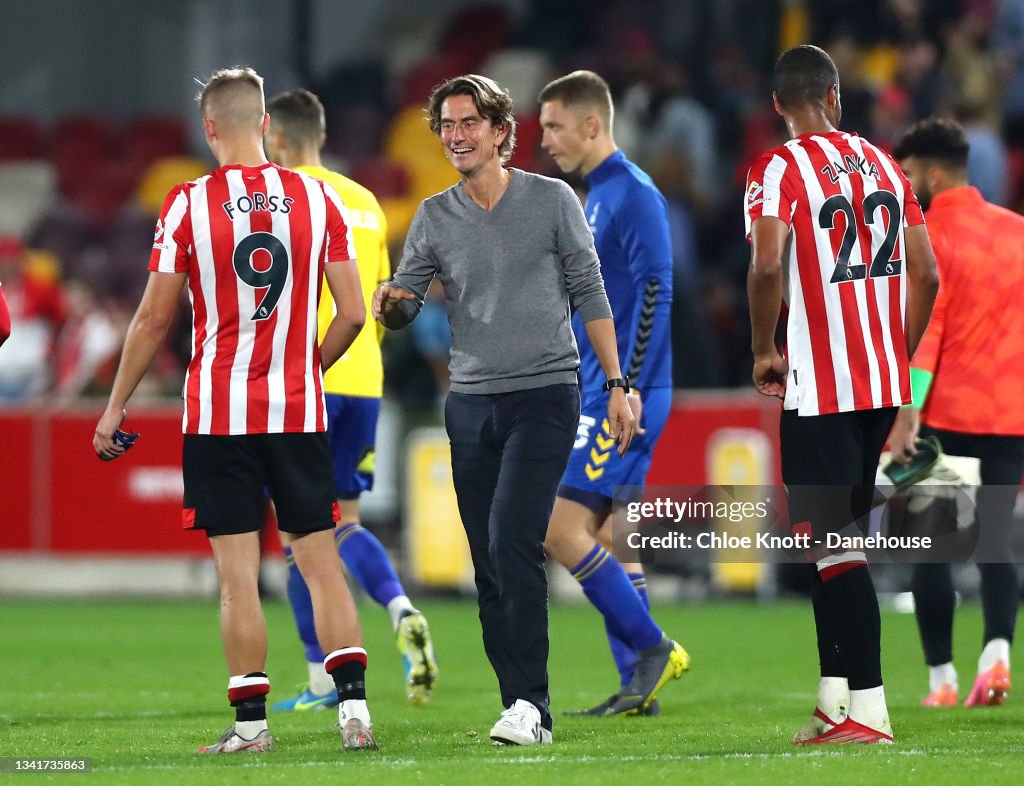 Brentford v Oldham Athletic - Carabao Cup Third Round