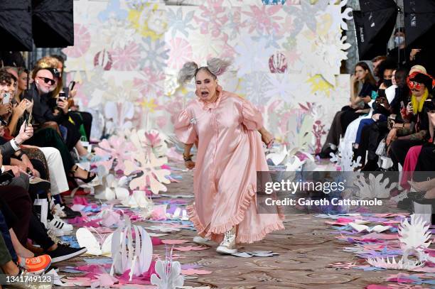 Brix Smith on the runway at the VIN + OMI show during London Fashion Week September 2021 on September 21, 2021 in London, England.