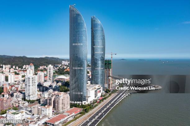 cities and coastlines - xiamen stock pictures, royalty-free photos & images