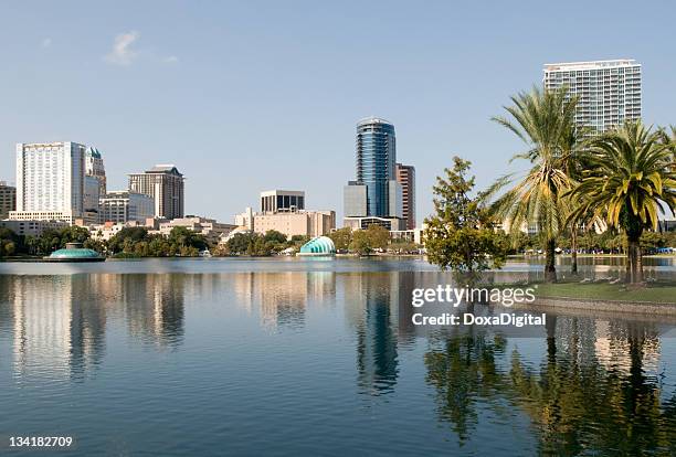 paisaje de la ciudad de orlando - orlando - florida fotografías e imágenes de stock