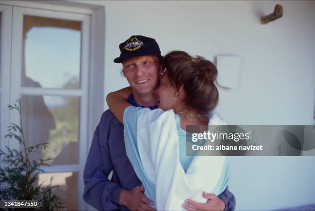 Le pilote de course automobile autrichien Niki Lauda et sa femme Marlene Knaus.
