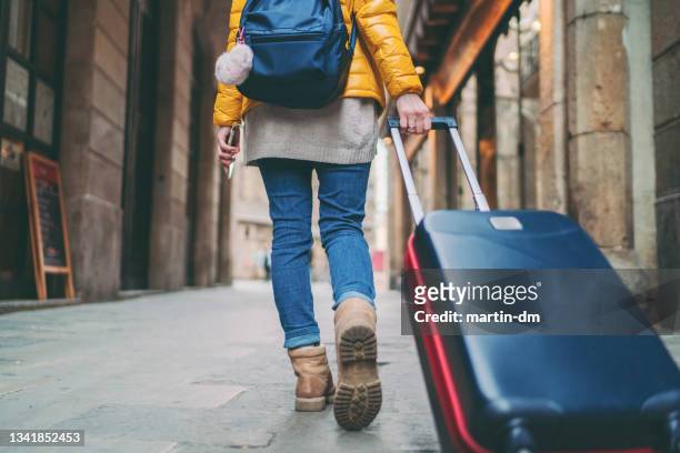tourist woman exploring spain - study abroad stock pictures, royalty-free photos & images