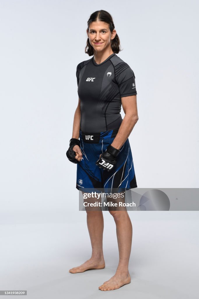 Modafferi Roxanne Modafferi poses for a portrait during a UFC photo session on ...
