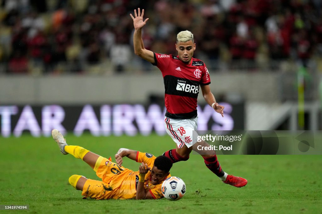Flamengo v Barcelona SC - Copa CONMEBOL Libertadores 2021