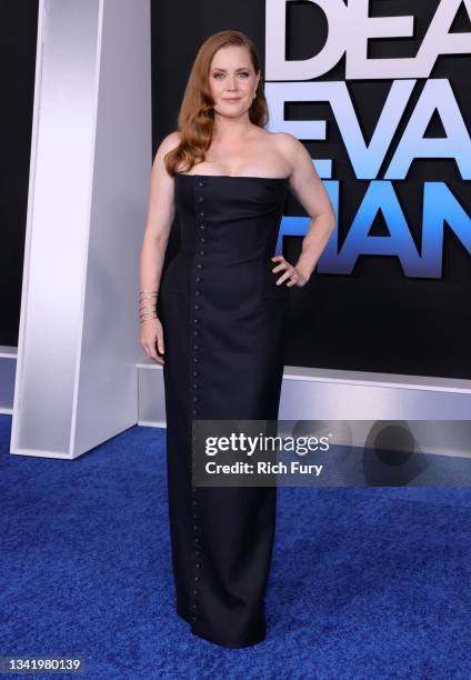 Amy Adams attends the "Dear Evan Hansen" premiere at Walt Disney Concert Hall on September 22, 2021 in Los Angeles, California.