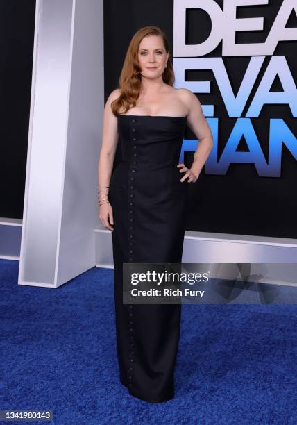 Amy Adams attends the "Dear Evan Hansen" premiere at Walt Disney Concert Hall on September 22, 2021 in Los Angeles, California.