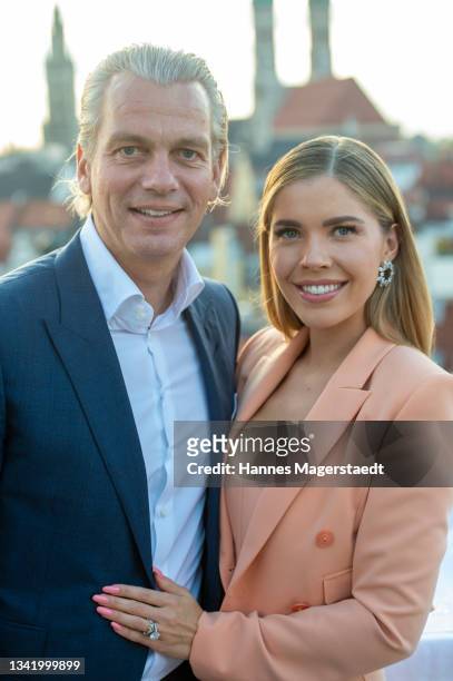 Luxe Politiek bruiloft Victoria Swarovski and her husband Werner Muerz attend the ORIMEI by...  News Photo - Getty Images