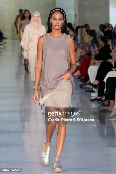 Joan Smalls walks the runway at the Max Mara fashion show during the Milan Fashion Week - Spring / Summer 2022 on September 23, 2021 in Milan, Italy.