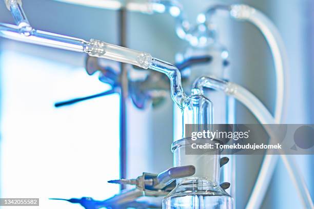 chemistry - tubo equipamento de laboratório - fotografias e filmes do acervo