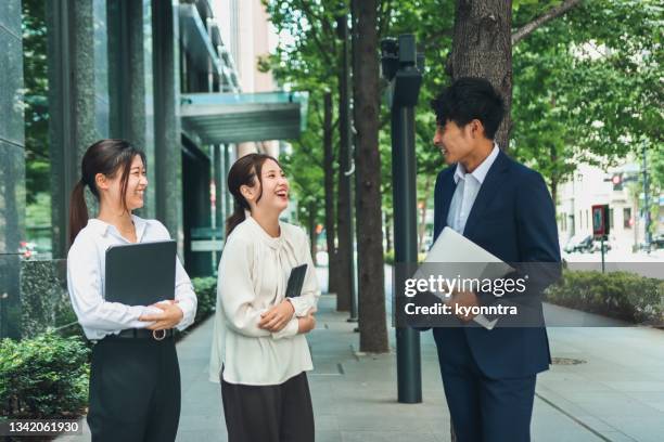 portrait of business people in asia - unemployed marketing professional searches for a job stock pictures, royalty-free photos & images