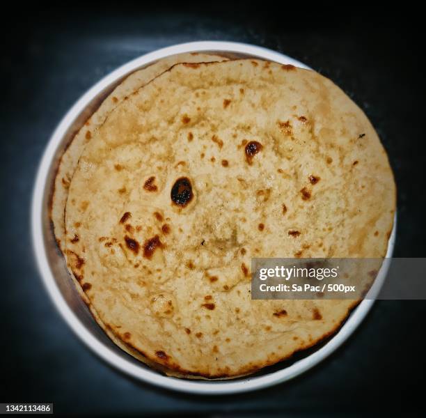 high angle view tandoori roti - roti stock pictures, royalty-free photos & images