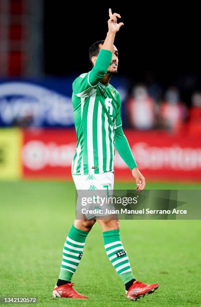 Juan Miguel Jimenez 'Juanmi' of Real Betis Balompie celebrates after scoring his team's second goal during the La Liga Santander match between CA...