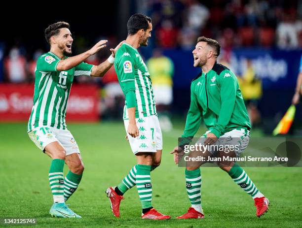 Juan Miguel Jimenez 'Juanmi' of Real Betis Balompie celebrates after scoring his team's second goal during the La Liga Santander match between CA...