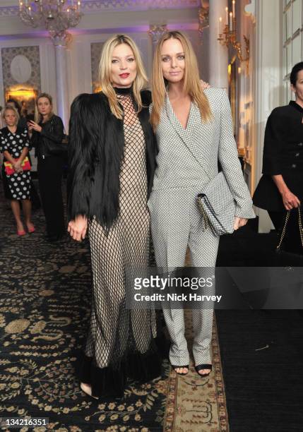 Stella McCartney and Kate Moss arrive at the British Fashion Awards at The Savoy Hotel on November 28, 2011 in London, England.
